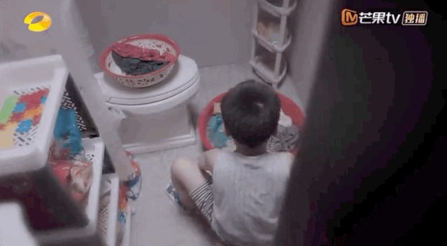 《以家人之名》讓孩子懂事，是一種殘忍的教育