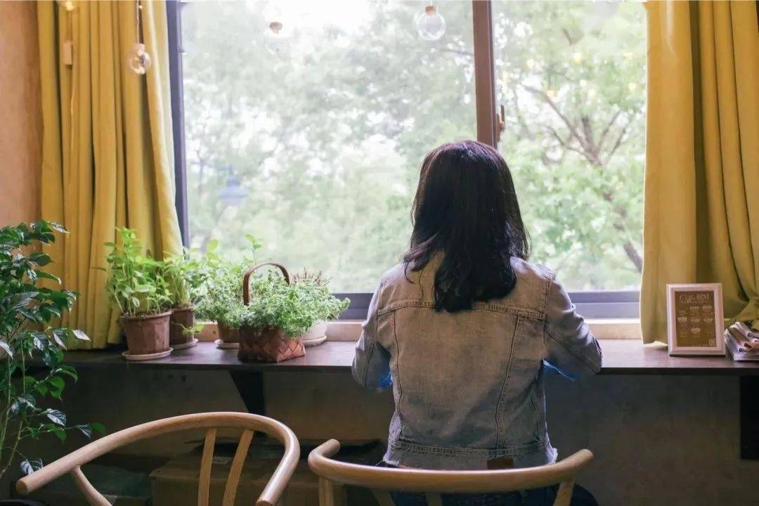 為什么你容易被別人的話動搖決心？