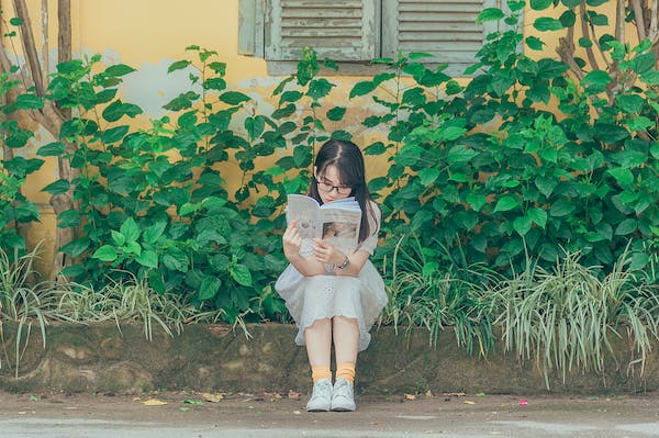 心理咨詢師提醒：對(duì)親密關(guān)系失效的法則，很多人還在用