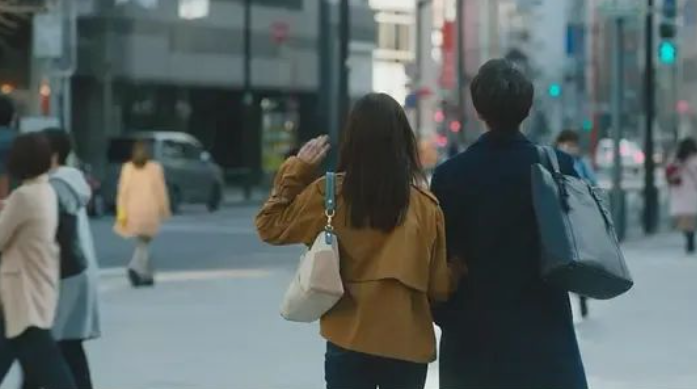 談不攏誰(shuí)去倒垃圾的情侶們，正在制定關(guān)系OKR