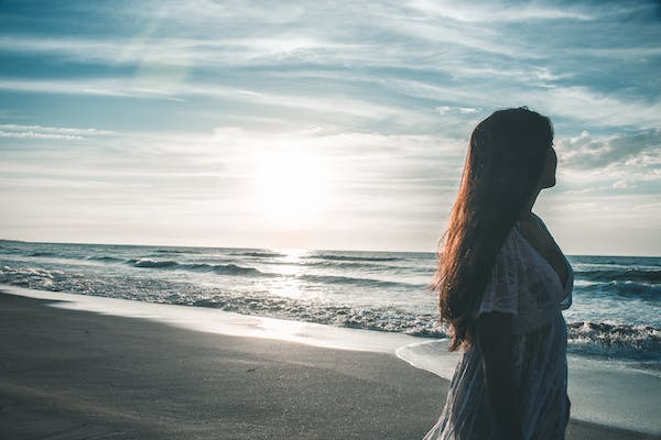 懷揣著“直面”的勇氣，因?yàn)椤安幌腽B(yǎng)成逃避的陋習(xí)”