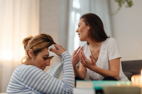 走出婚姻困境，女性要提高自己的價值和功能